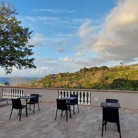Residenza La Grazia Tropea - Free Parking - Aparthotel Luaran gambar