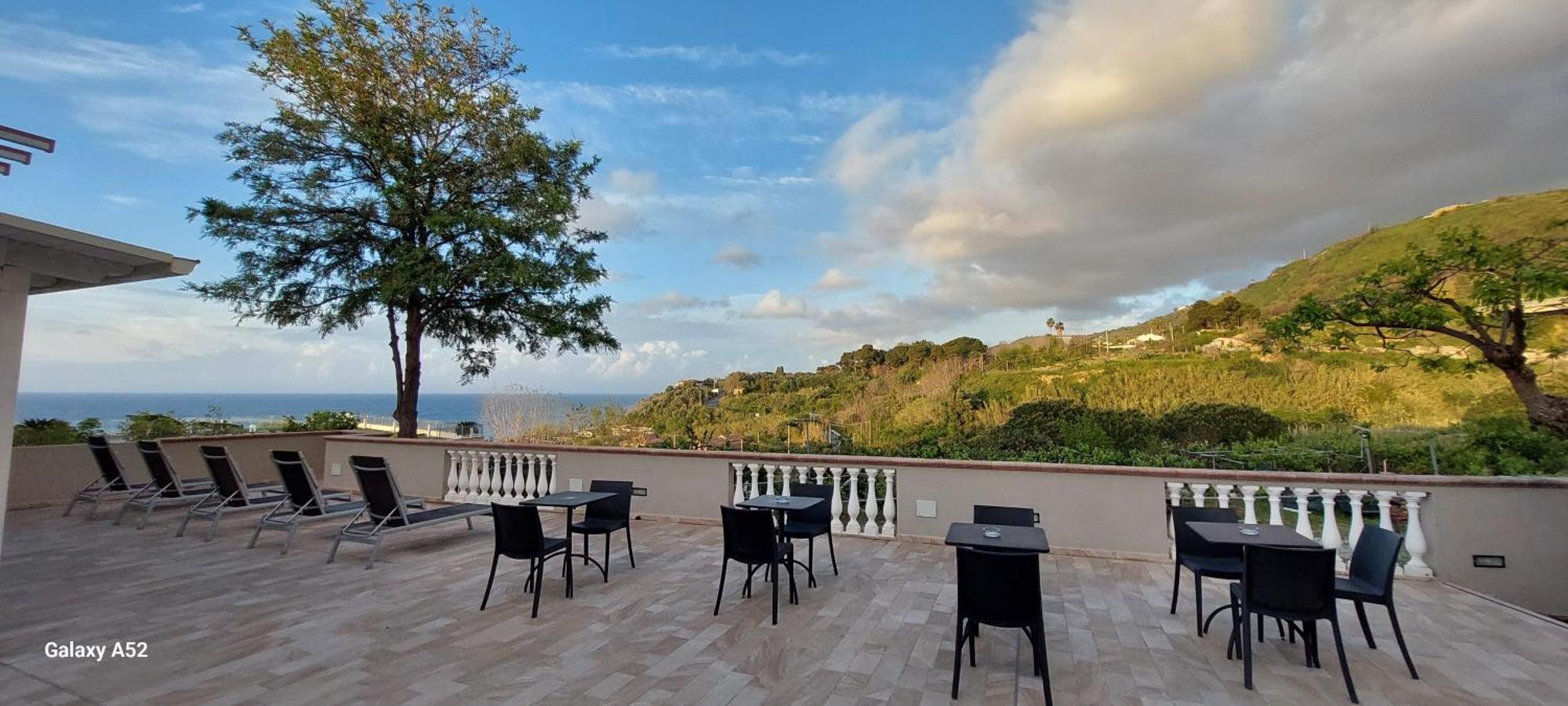 Residenza La Grazia Tropea - Free Parking - Aparthotel Luaran gambar